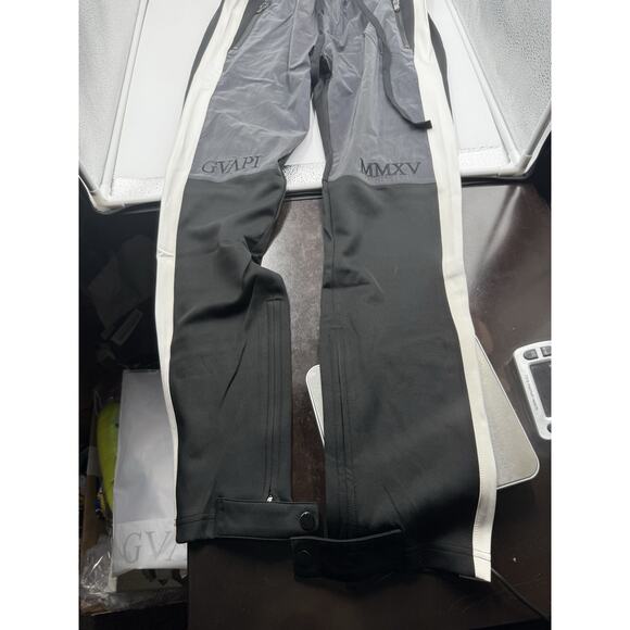 Size 34 Guapi Mmxv Designer Joggers Iridescent Gvapi 1 Of 100 - Picture 2 of 4